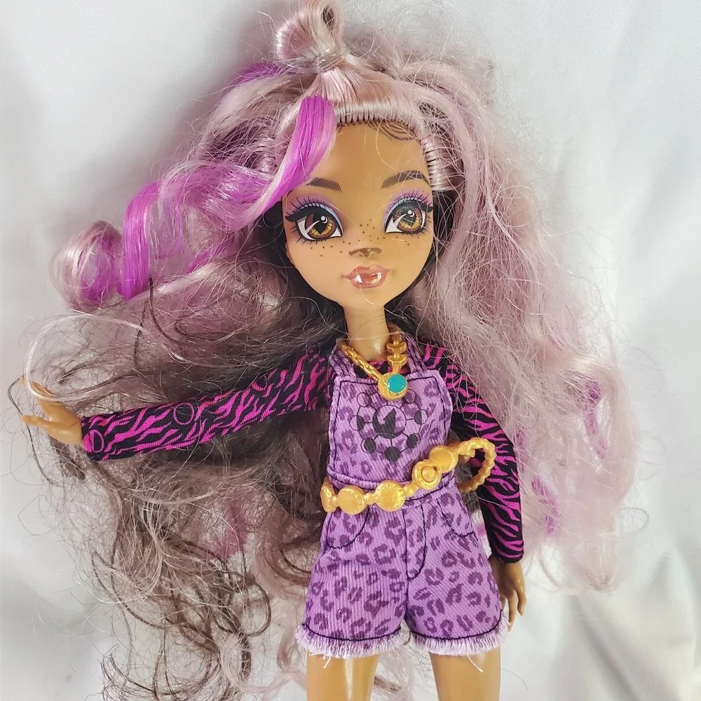 Monster High Mattel Clawdeen Wolf Fashion Doll Purple Outfit 11in Brown Hair‎